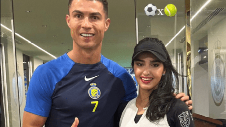 صورة لاعبة تنس سعودية شهيرة مع رونالدو تشعل الشبكات!