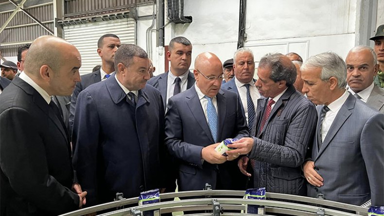 لا ندرة للزيت والسكر مستقبلا في الجزائر