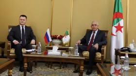 النائب العام الروسي إيغور كراسنوف يحل بالجزائر