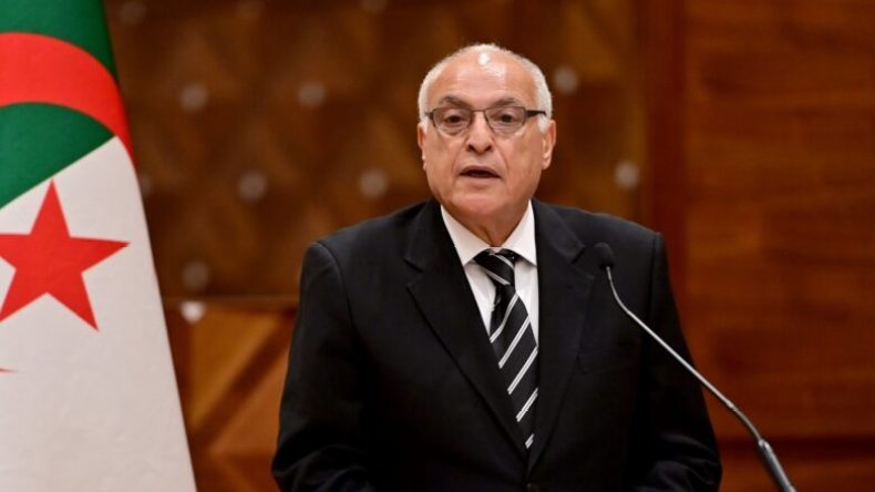 عطاف في البحرين للمشاركة في الاجتماع التحضيري للقمة العربية (فيديو)