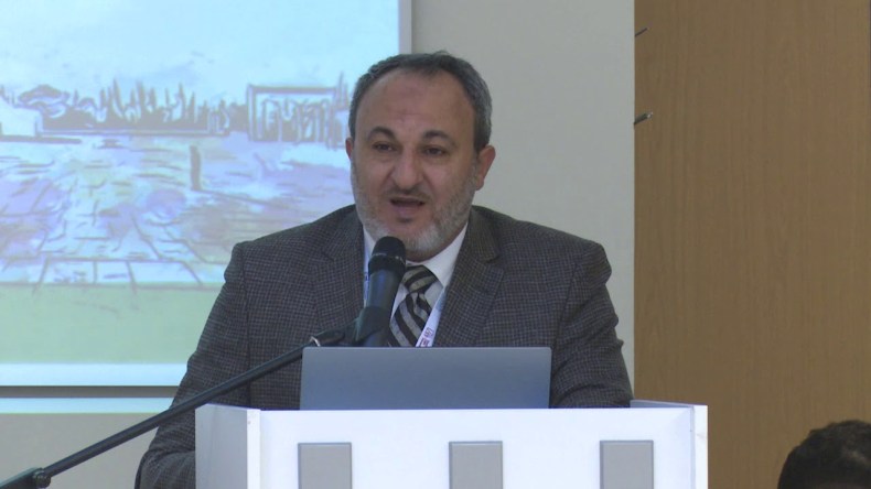 محمد مكرم بلعاوي يثمن دور الجزائر المناصر للقضية الفلسطينية