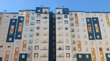عدل 3 .. عمارات بـ 20 طابقا ومصاعد جزائرية الصنع وطابع عمراني خاص