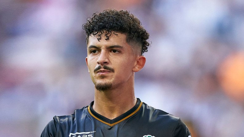  بلومي في أسبيتار لعلاج إصابته الخطيرة