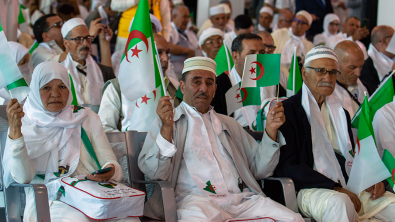 انطلاق أولى رحلات الحجّاج الجزائريين إلى البقاع المقدسة