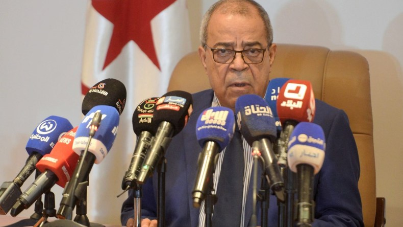 استيراد 159 ألف سيارة لحد الساعة ولا تساهل مع التجاوزات