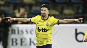 سفير الجزائر بِبلجيكا يُكرّم عمّورة