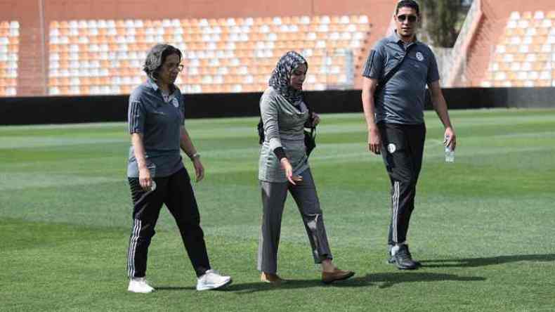 “الكاف” تخشى تدهور البساط الطبيعي لِملعب نهضة بركان المغربي