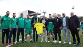 بِالصّور: بيتكوفيتش يحضر تدريبات شبيبة القبائل