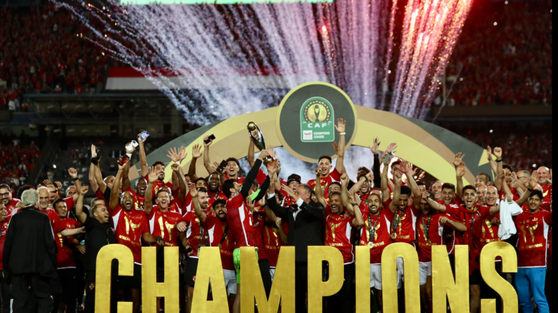الأهلي المصري يقلص الفارق عن ريال مدريد