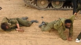 “مشاهد تشفي الصدور” لأسر جنود صهاينة.. وهذا ما قاله أبو عبيدة! (فيديو)