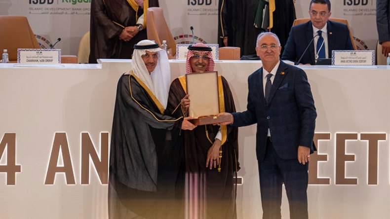 المجلس الأعلى لصندوقي الأقصى والقدس ينظر في تمويل مشاريع فلسطين