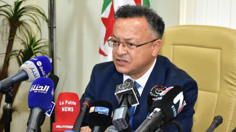 إطلاق أول طاولة تشريح افتراضية ابتكارية جزائرية