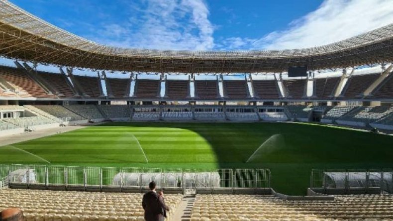 بِالفيديو: وزير السكن يكشف عن تاريخ تدشين ملعب الدويرة