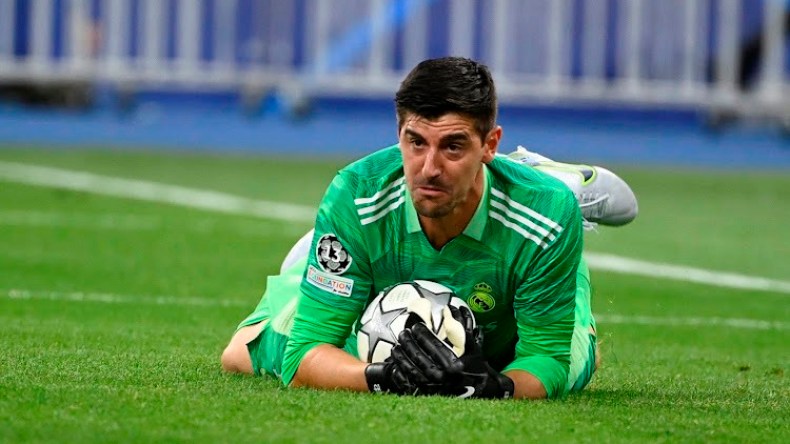 بِالفيديو: حارس الرّيال على خطى زوجته “الصّهيونية”