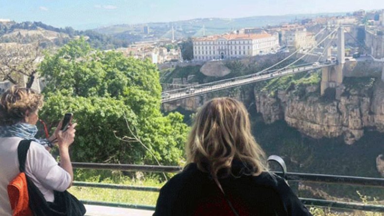 450 سائح فرنسي زاروا مدينة قسنطينة خلال يوم واحد