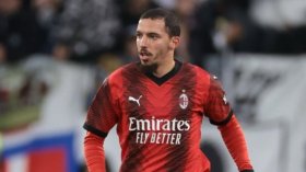 بِالفيديو: بن ناصر يفتتح عدّاد التهديف بِشارة القائد ولقب والدته