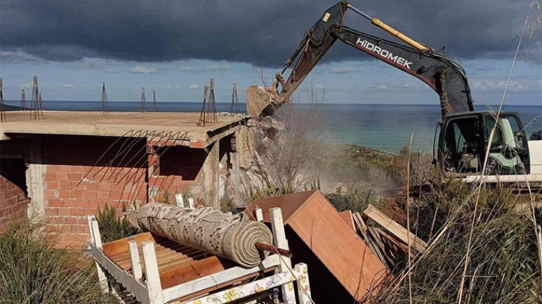 الالتزام بالإجراءات الاستباقية لتفادي إلغاء قرارات الهدم