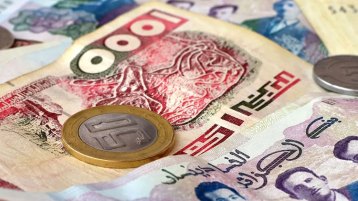 لماذا يجب أن لا نغيِّر العملة أو نحذف أصفارها في الجزائر؟