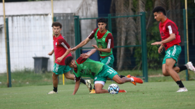 بالصور.. المنتخب الجزائري لأقل من 20 سنة يشرع في تحضيراته بأبيدجان