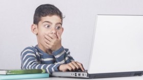 12 خطرا يهدد الأطفال الذين يستخدمون الانترنت