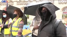 شاهد.. صدمة وزيرة بريطانية سابقة من رد محتجين مناهضين لحرب غزة!