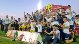 بالصور.. شبيبة القبائل تتوّج بكأس الرابطة