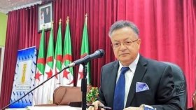 مساع لفتح مناصب مالية لحملة الماجستير والدكتوراه