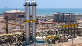 إعادة تشغيل مصفاة سكيكدة وضمان التموين بالمازوت والبنزين