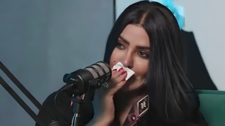 بعدما خلعت زوجها الشهير.. فنانة سعودية تبكي بحرقة لهذا السبب! (فيديو)