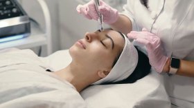 صالونات حلاقة تتحول إلى مراكز تجميل خارج القانون