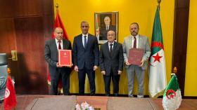 توقيع اتفاقية في المجال السياحي بين الجزائر وتونس