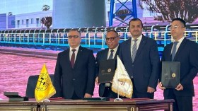 توقيع 3 اتفاقيات وعقود لمشاريع بين شركات جزائرية وشركاء أجانب