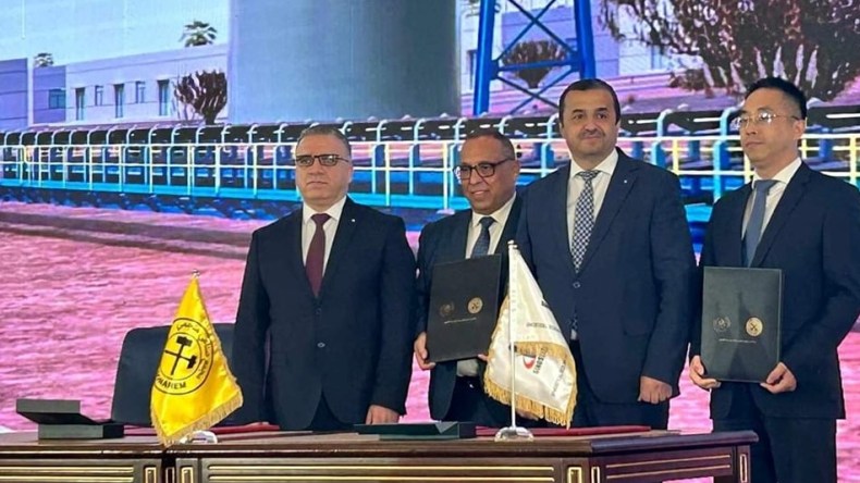 توقيع 3 اتفاقيات وعقود لمشاريع بين شركات جزائرية وشركاء أجانب