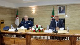 وزير المالية يترأس اجتماع اللجنة الوطنية لتقييم مخاطر تبييض الأموال وتمويل الإرهاب