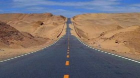 تعليمات لتسليم مشروع طريق تيمياوين-برج باجي مختار-رقان قبل نهاية سبتمبر