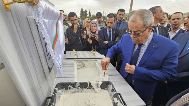 المصنع الأول إفريقيا لإنتاج بلورات الأنسولين في باتنة