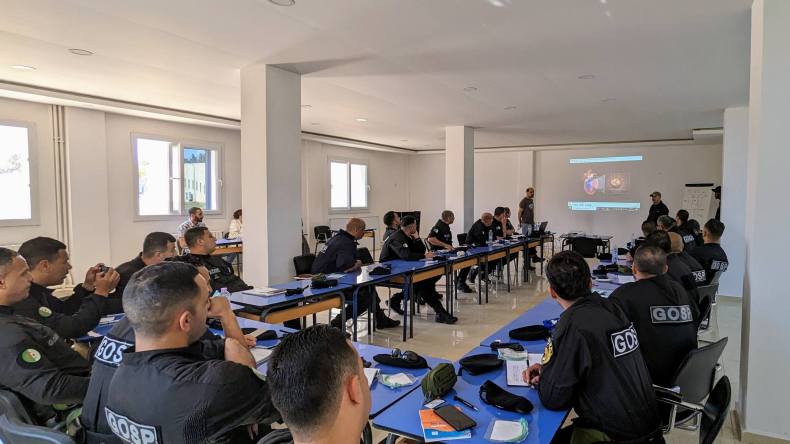 تدريب طبّي تكتيكي من الـ “FBI” لمجموعة “GOSP” الجزائرية
