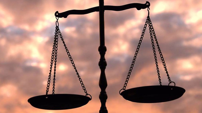 العدل أساس الملك