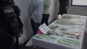 إحباط محاولة تهريب مبالغ معتبرة من العملة الصعبة في مطار الجزائر