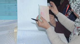 أحزاب الأغلبية الرئاسية تحذر منتخبيها من المتاجرة بالتوقيعات