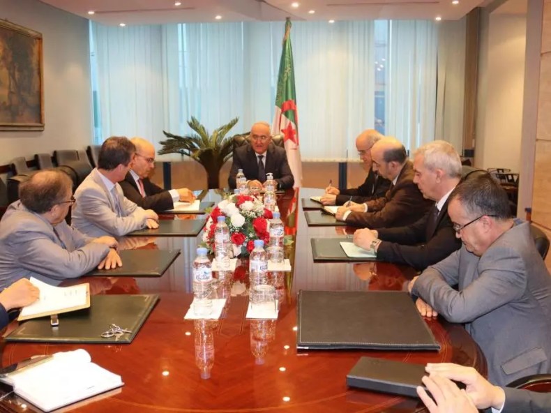 Les nouveaux directeurs généraux de la BNA et de la Cnep-Banque installés