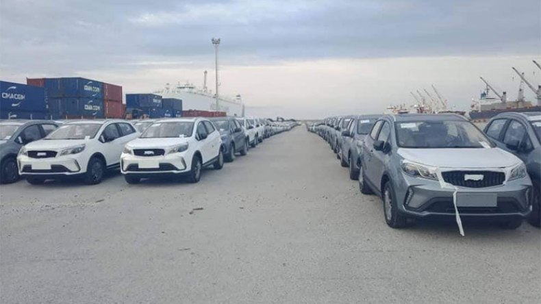 عودة استيراد السيارات الجديدة بعد انقطاع لأكثر من 45 يوما