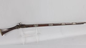 ممتلكات الأمير ملك فرنسي ولا يمكن إعادتها للجزائر!