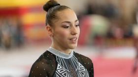 أربع ميداليات ذهبية عالمية في الجمباز لـ “نمّور”