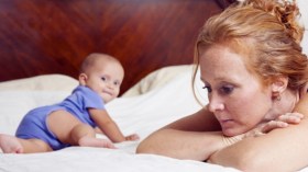 اكتئاب ما بعد الولادة يهدد النساء بهذه الأمراض!