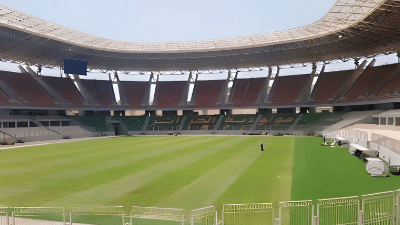 بِالفيديو والصّور: أوّل مباراة بِالملعب العالمي بِالدويرة