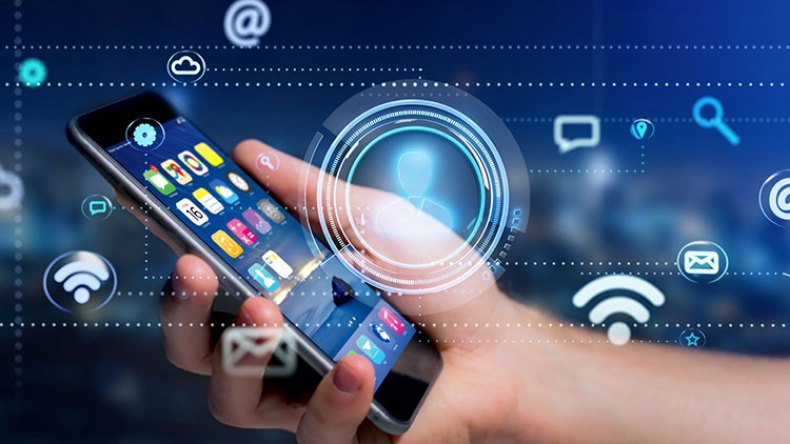 شباب يستحدثون تطبيقات تسهّل حياة الجزائريين