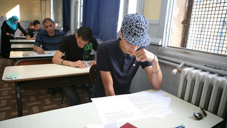 هكذا عاش تلاميذ البكالوريا وحراسهم فترة الامتحانات