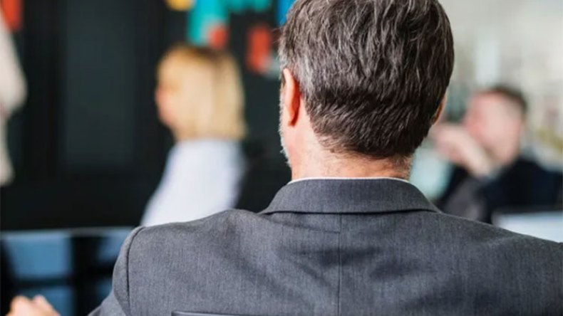 أجهلًا بالقانون أم استخفافًا بالمستضعَفين!؟