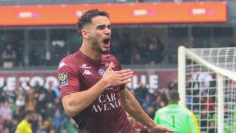 ناديان يتصارعان لِانتداب قيطون